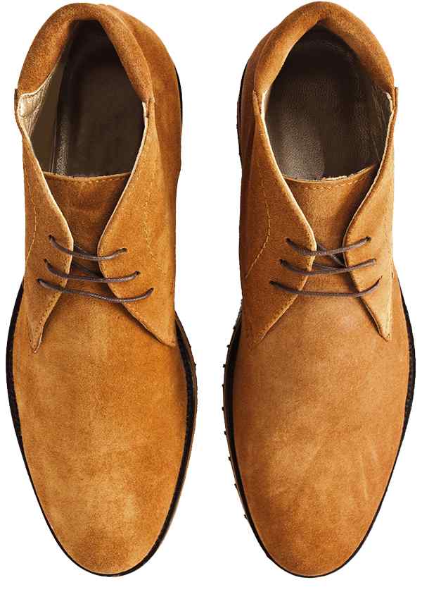 https://danyelleathers.com/wp-content/uploads/2017/05/inner_yellow_shoes.jpg